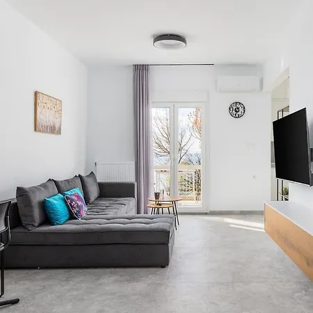 Angel House Sea View 2 Bedrooms 4p * Salonic