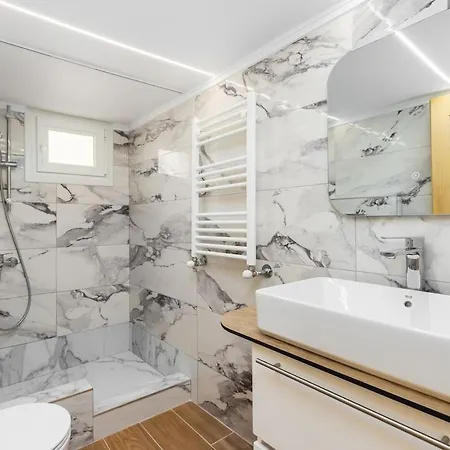 Angel House Sea View 2 Bedrooms 4p *